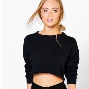 Black crop sweatshirt